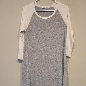 EUC GAP Gray and White Baseball Midi Dress size SMALL